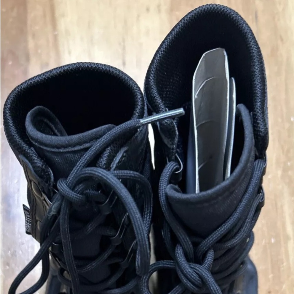 SOLD - Danner Tachyon GORE-TEX Tactical Duty Boots - Picture 7 of 10